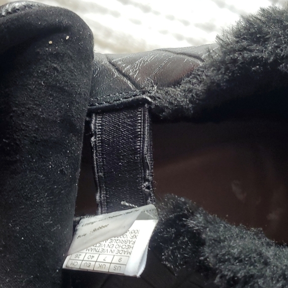 COPY - Toms Black Croc Embossed Leather Faux Fur Paxon Slip On Shoe. SZ 9 - Picture 6 of 7